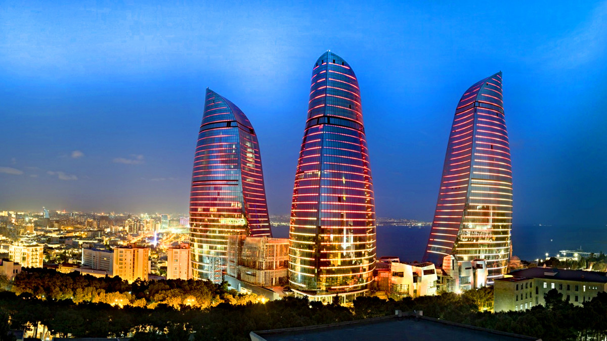 Пламенные башни, Баку Азербайджан