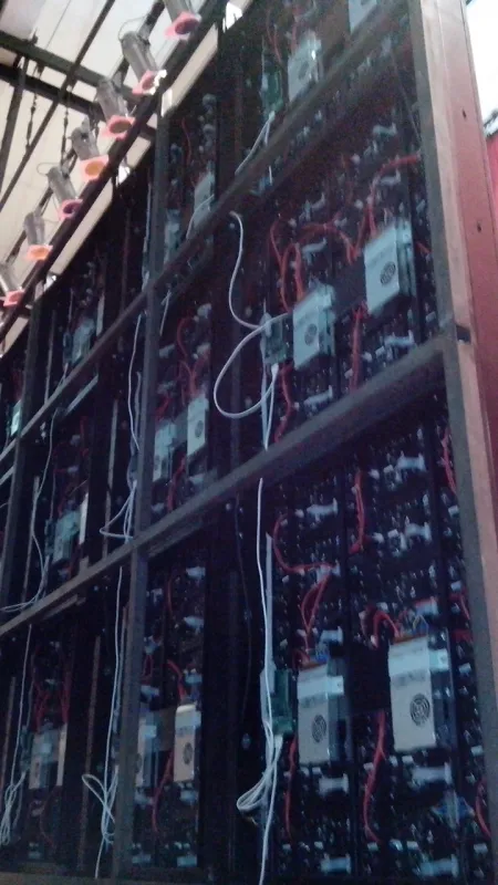 г. Кармаскалы́, Светодиодный экран во дворце культуры. Картинка 7