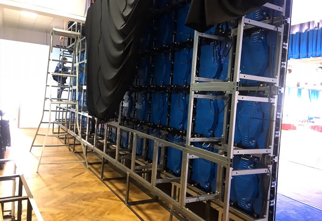 г. Ноябрьск, СОК "Факел" Газпром. Картинка 3